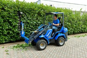 MultiOne mini loader 6 series with flail mower whit double hedge trimmer 1